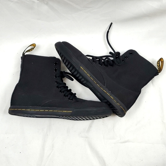 Dr. Martens Sheridan Black Canvas Boot - Picture 4 of 7